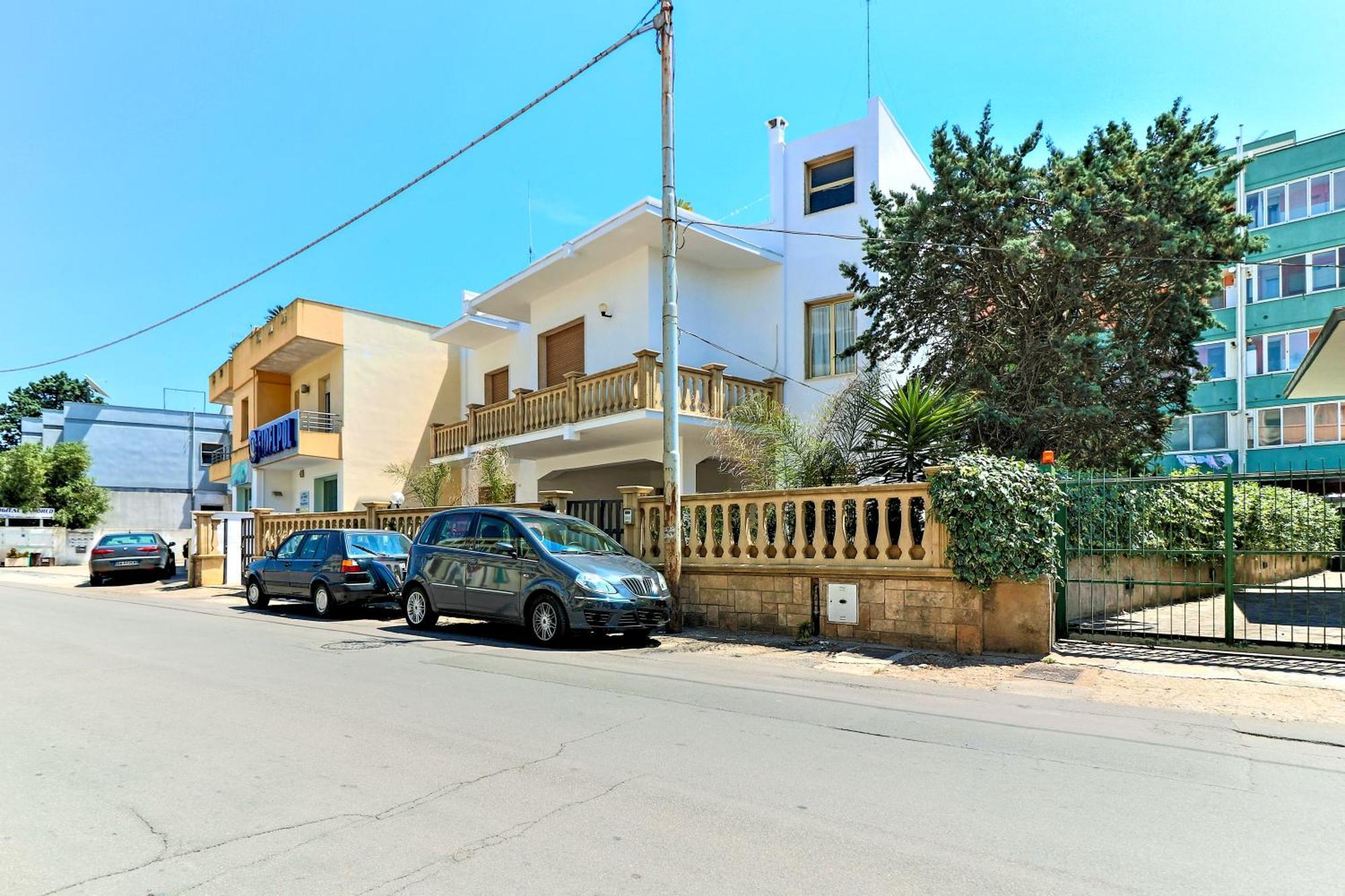 Ferrari Apartment كازارانو المظهر الخارجي الصورة